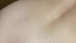 Страстный секс в душе с горячей красоткой